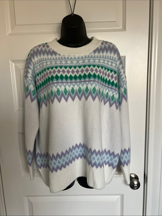 Pink Lily Sweaters - Pink Lily White Crewneck Sweater with Green & Lavender Fair Isle